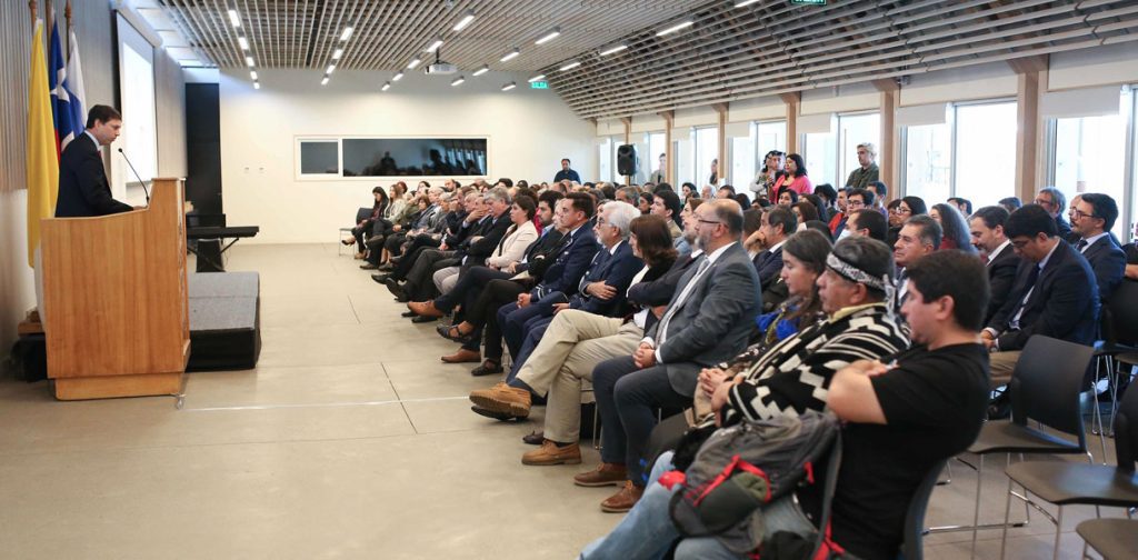 Gonzalo Valdivieso habla en el Campus Villarrica UC