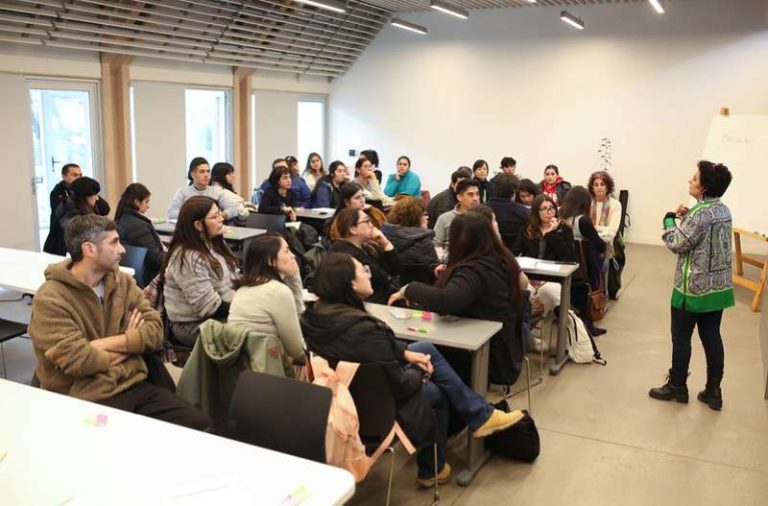 Docentes en formación y profesores en ejercicio se capacitaron en estrategias de reactivación de la lectura