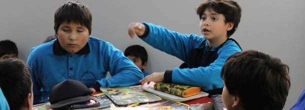 Niños en taller género dramático