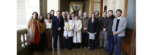 Premio “Nobel de la Enseñanza” se reunió con rector Sánchez y expertos de educación de la UC