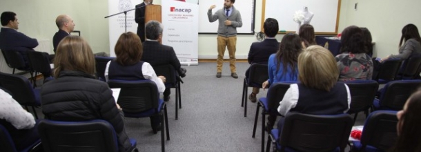 Ceremonia distinguió a funcionarios que participaron del Programa de Oficios 2017