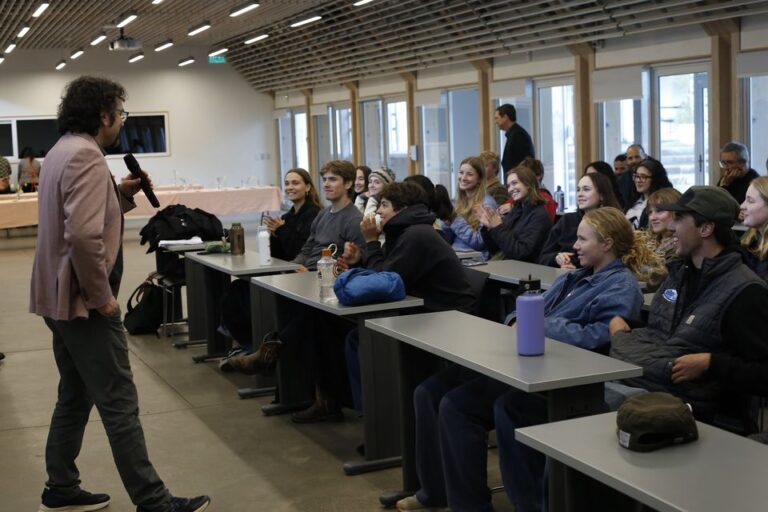 Desde Estados Unidos a La Araucanía: 28 estudiantes de la Universidad de California se integran al Campus Villarrica UC